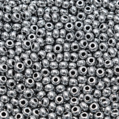 Бисер Preciosa 01700 6/0