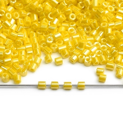 Стеклярус Preciosa 35112/88130/0.5''