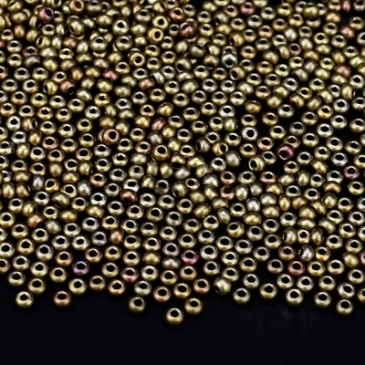 Бисер Preciosa 01610 6/0