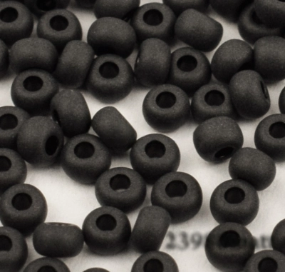 Бісер Preciosa 23980 матовий 8/0