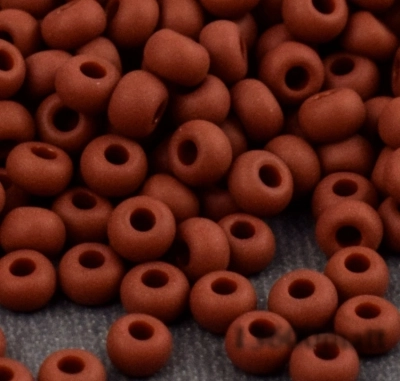 Бісер Preciosa 13600 матовий 10/0